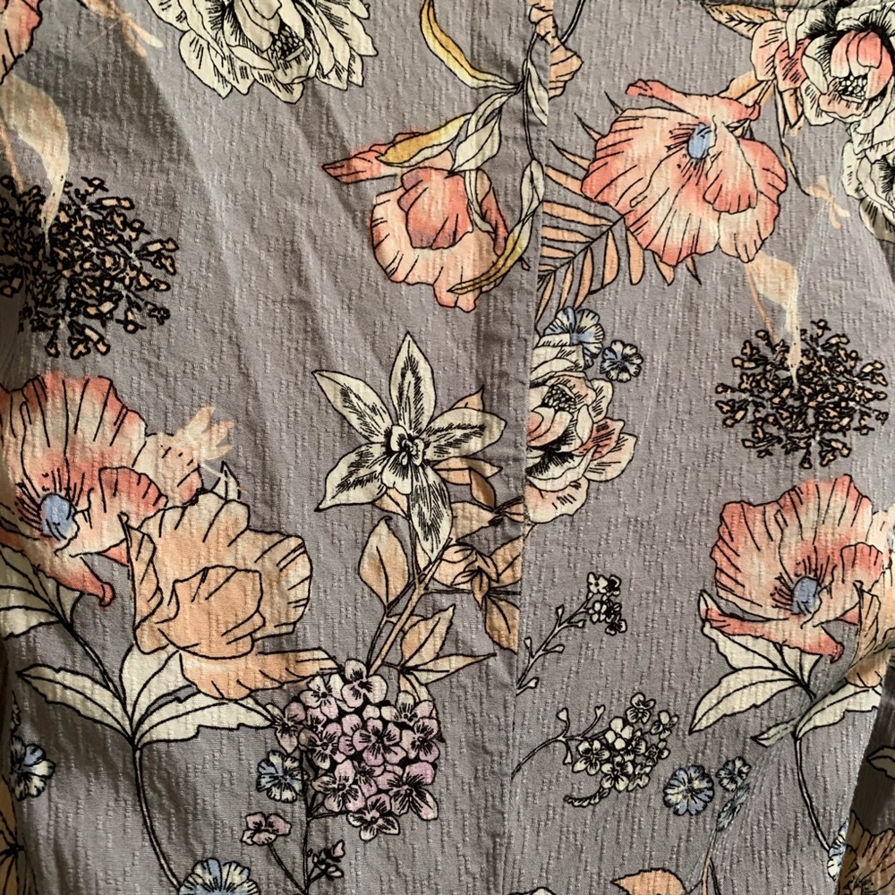 Rue 21 Floral Button Long sleeve Short Romper -187 - Picture 5 of 7